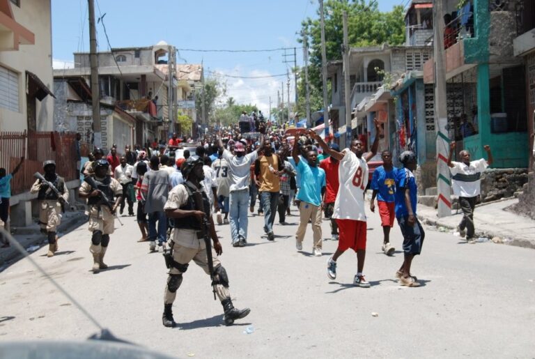 Haitian gangs rampage for 4 days, sparking fears of escalating violence