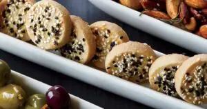 Salty Black-and-White Sesame Cocktail Cookies: Savory Crunch for Every Occasion