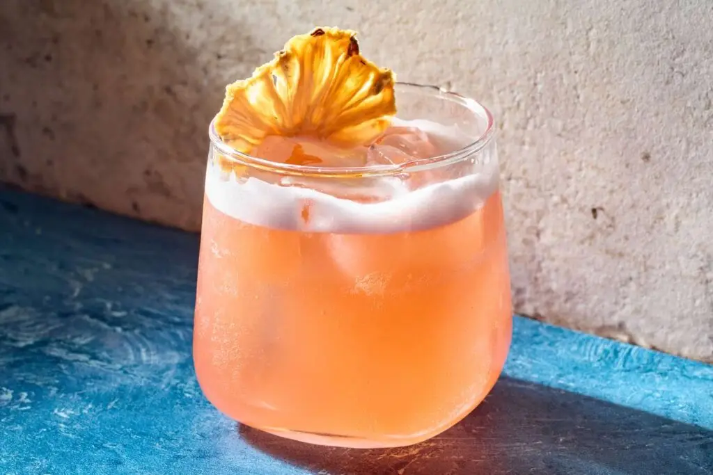 Best Friend Cocktail: A Toast to Your Ride-or-Die